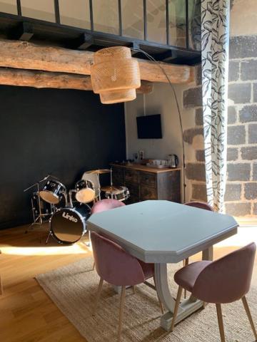 Chambres Et Maisons D'Hotes Du Prieure De La Bajasse - Le 1150 Vieille-Brioude Dış mekan fotoğraf
